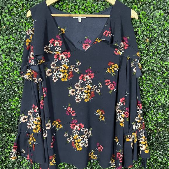 Skies are Blue, Plus Size Floral Print Cold Shoulder Blouse, Women's Size 2XL - Picture 1 of 7